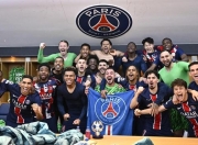 开云体育app-足总杯窗口期走向成谜，巴黎圣日耳曼完成体检，赛场秩序良好，更衣室氛围转暖的简单介绍-开云体育app